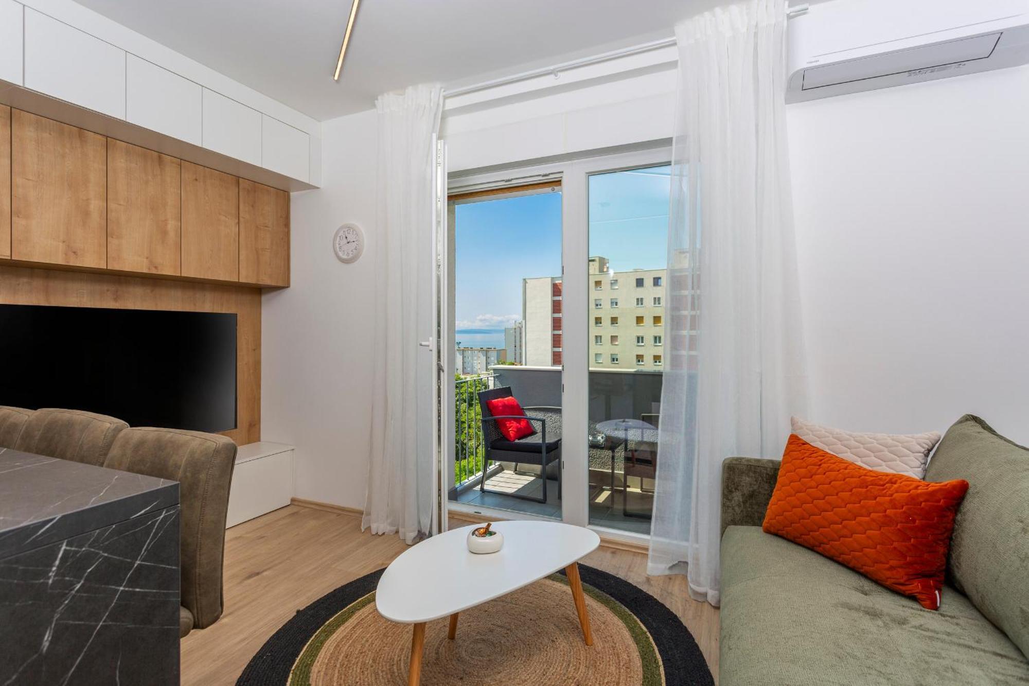 Brand New Apartment Close To The Beach, City Center And University Of Rijeka - Apartment Karlo Exteriör bild