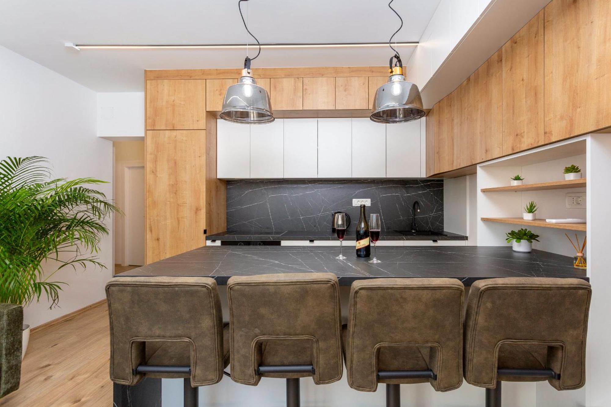 Brand New Apartment Close To The Beach, City Center And University Of Rijeka - Apartment Karlo Exteriör bild