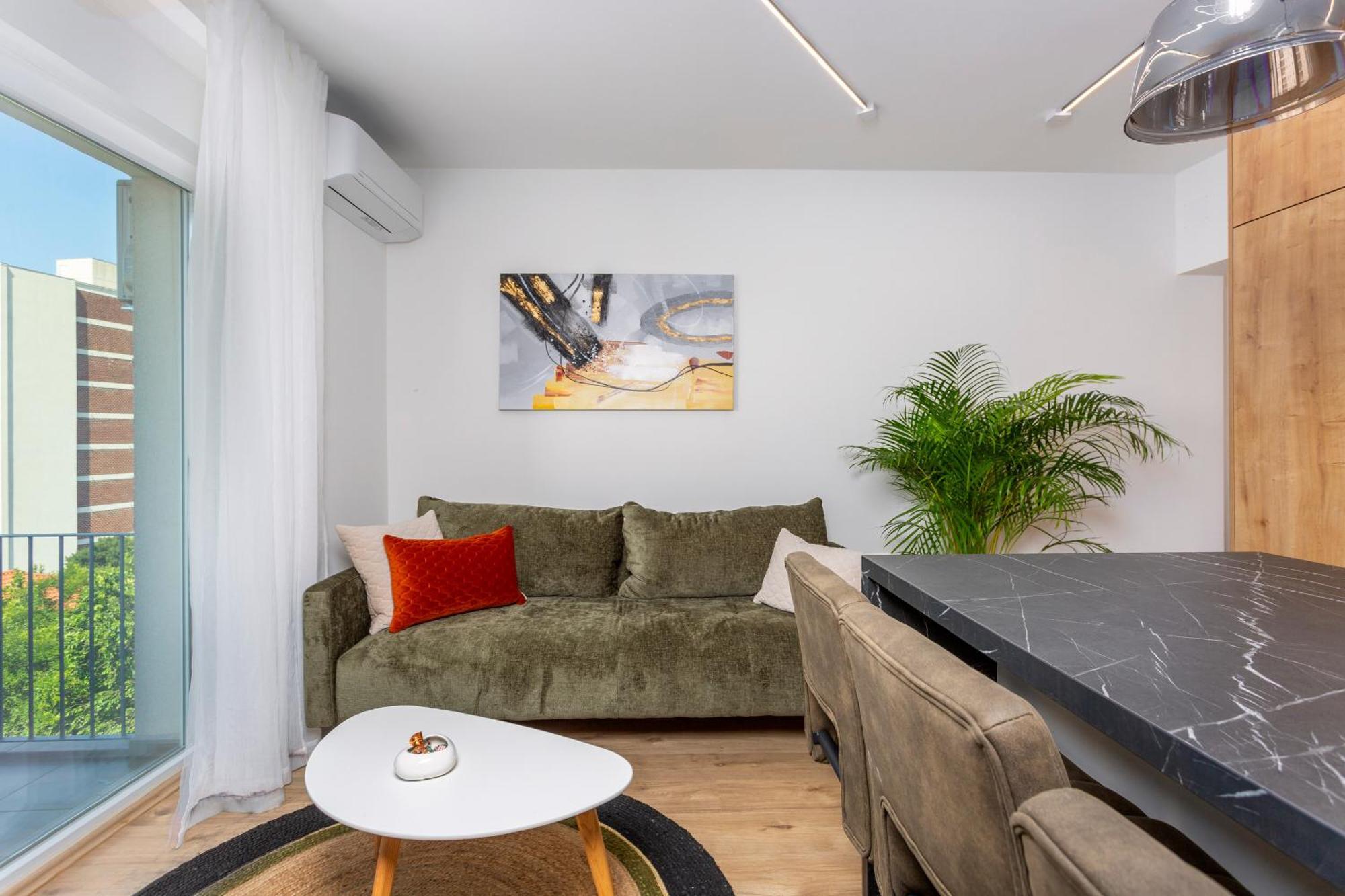 Brand New Apartment Close To The Beach, City Center And University Of Rijeka - Apartment Karlo Exteriör bild